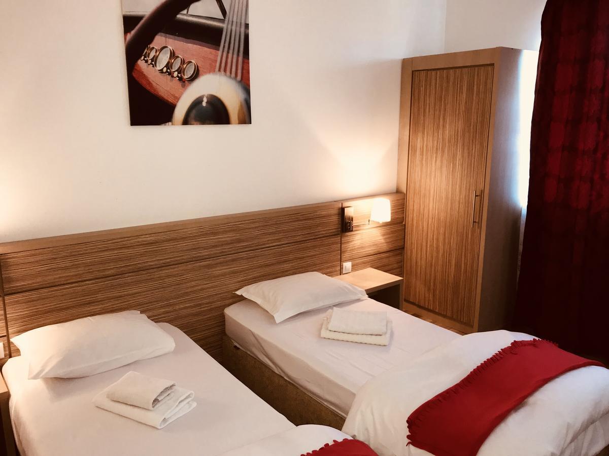 Urban Aparthotel Бухарест Экстерьер фото